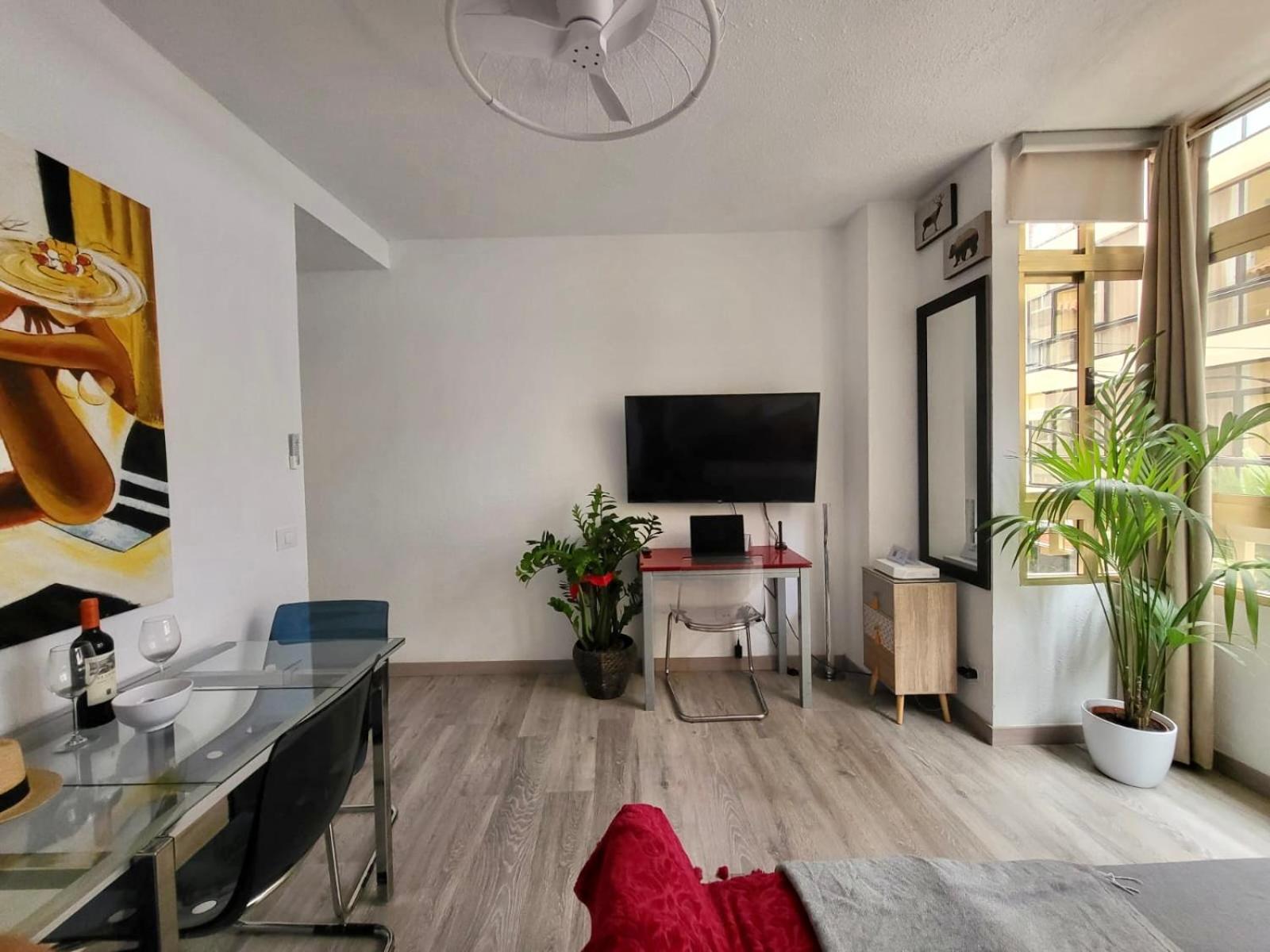 2 Bedrooms Flat 50 Mts Away From Las Canteras Beach Las Palmas de Gran Canaria Exterior foto
